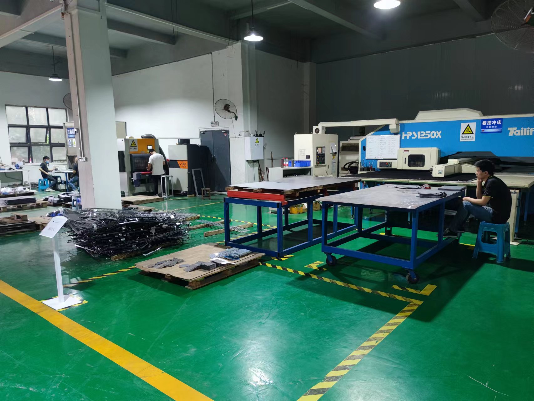 精密鈑金車間整理,整頓,全面推行7S標(biāo)準(zhǔn)化建設(shè)